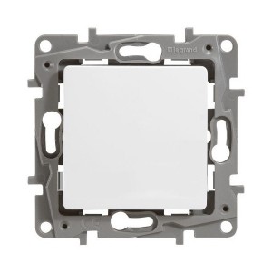 Выключатель-переключатель одноклавишный Legrand Etika 672205(305)