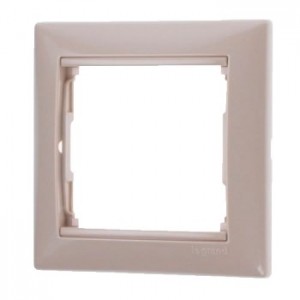 Рамка 1 пост кантри Legrand Valena 770021