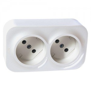 Розетка без заземления без шторок двойная Legrand Quteo 782212(242)